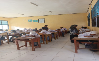 UAS Genap Tahun Ajaran 2025/2026 SMA Negeri 5 Sampolawa Berjalan Lancar dan Sukses